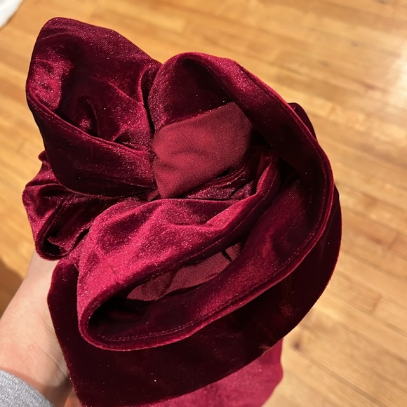 Retrofête GIADA VELVET DRESS New Burgundy - Picture 14 of 14